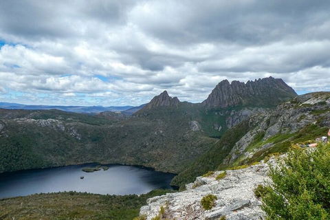 6 Day Trek The Cradle Mountain Overland Track - Holiday Cairns 2