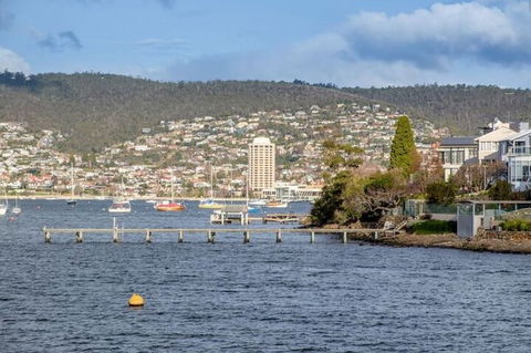 Derwent River Historic Harbour Cruise From Hobart - Holiday Cairns 5