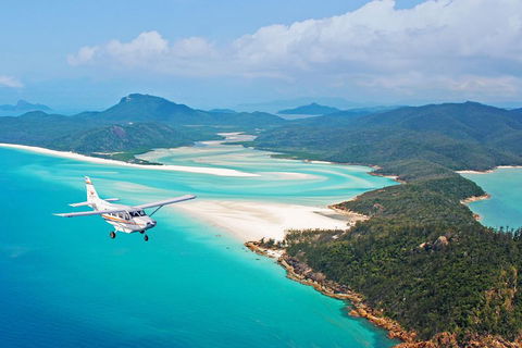 Fly & Sail Package (With Providence) - Holiday Cairns 2