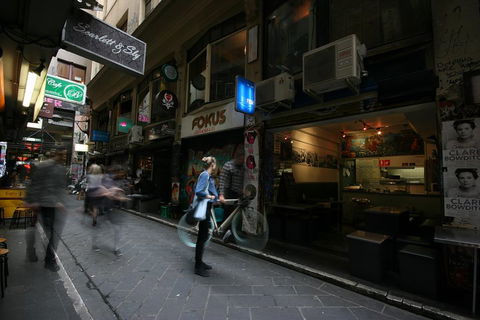 Central Melbourne Walking Tour - Holiday Cairns 0